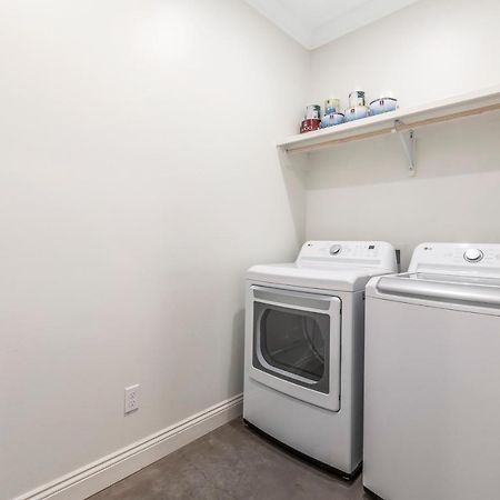 Charming Cottage Built In 2019 Lafayette Exterior photo
