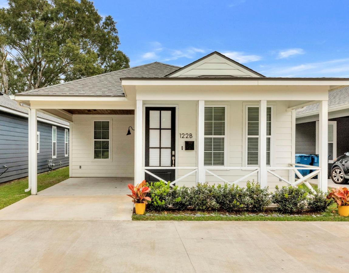 Charming Cottage Built In 2019 Lafayette Exterior photo