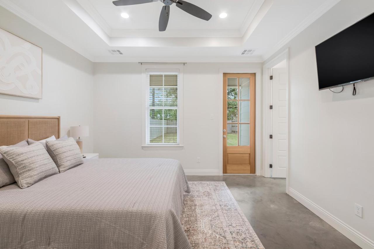 Charming Cottage Built In 2019 Lafayette Exterior photo